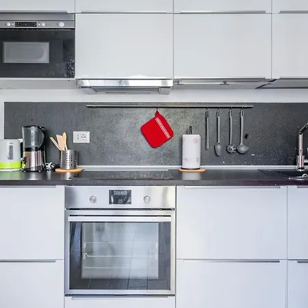 Residential Con Balcone Lejlighed