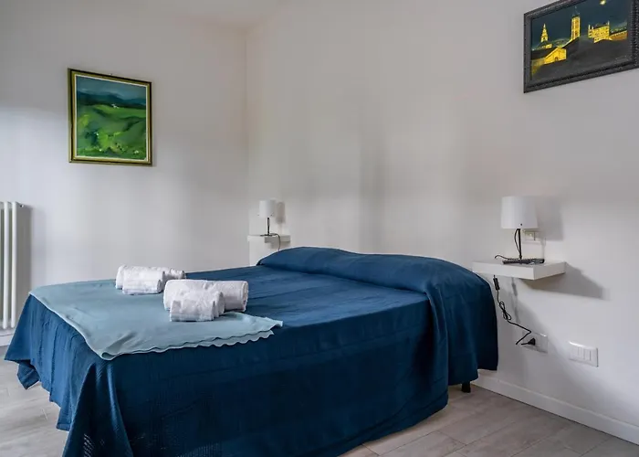 Lägenhet Guesthost - Residential Flat With Balconyparma Residential Con Balcone