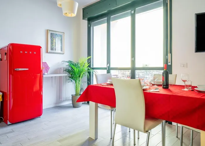 Apartment Guesthost - Residential Flat With Balconyparma Residential Con Balcone *